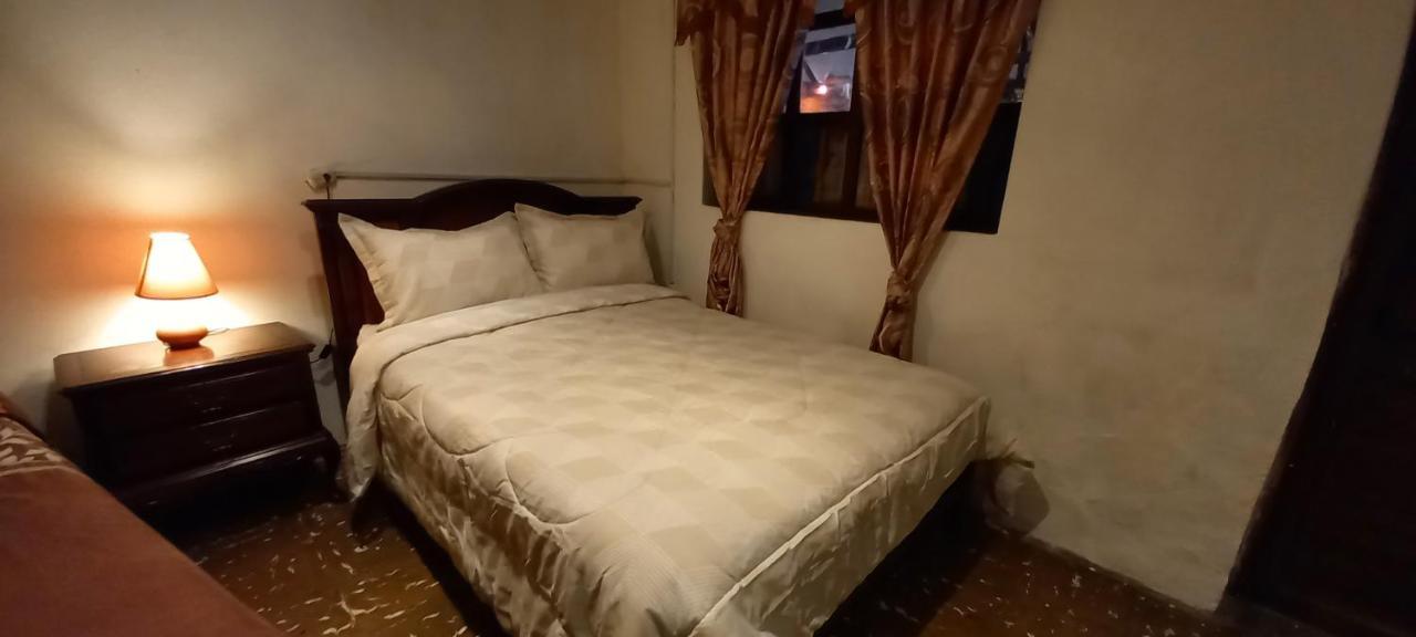 Villa Del Rosario Hostal Cuenca Extérieur photo